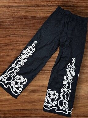 Joie Linen Blend  Black Embroidered Cropped  Pants